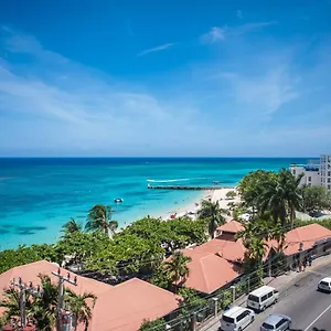 Apartment Club Jamaica